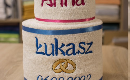 haftowany-tort-dla-nowozencow-4